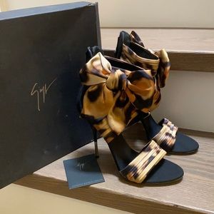 Giuseppe zanotti sandal heels size 38 *never worn*